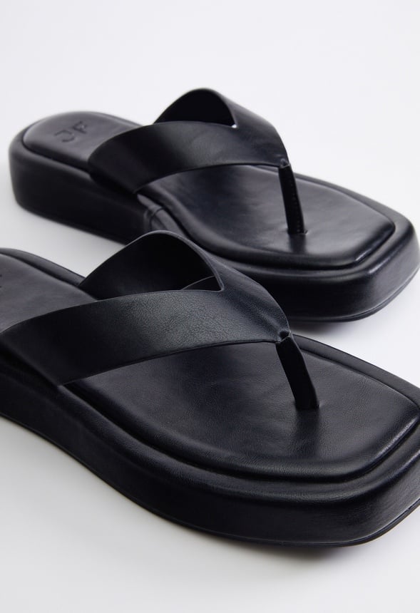 Lakey Flat Sandal Black
