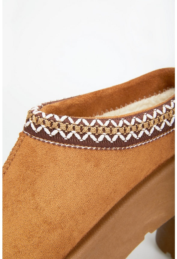 Manu Fuzzie Chestnut
