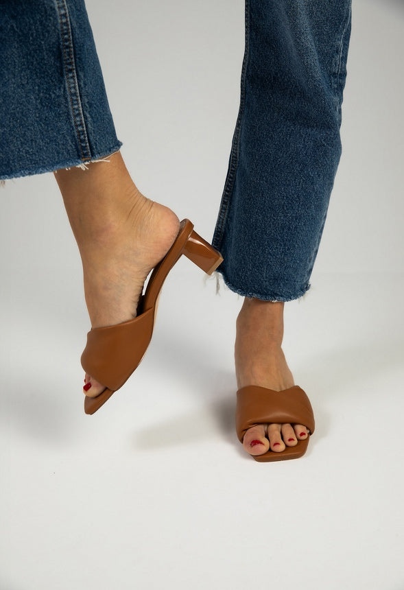 Caroline Mule Heeled Sandal Light Tan