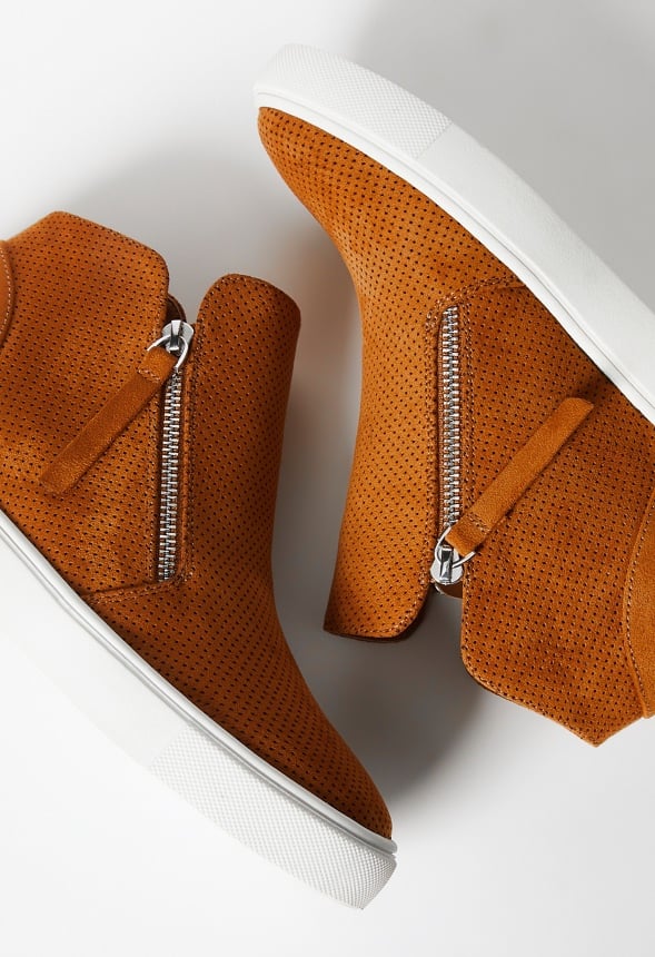Kayden Wedge Trainers Camel